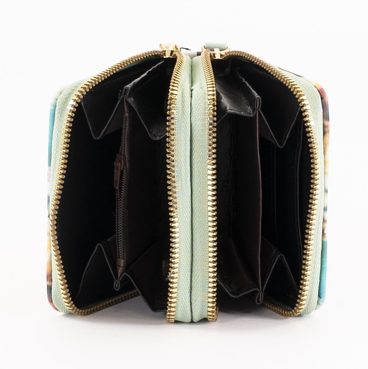 КОД: L8001 Дамски портфейл