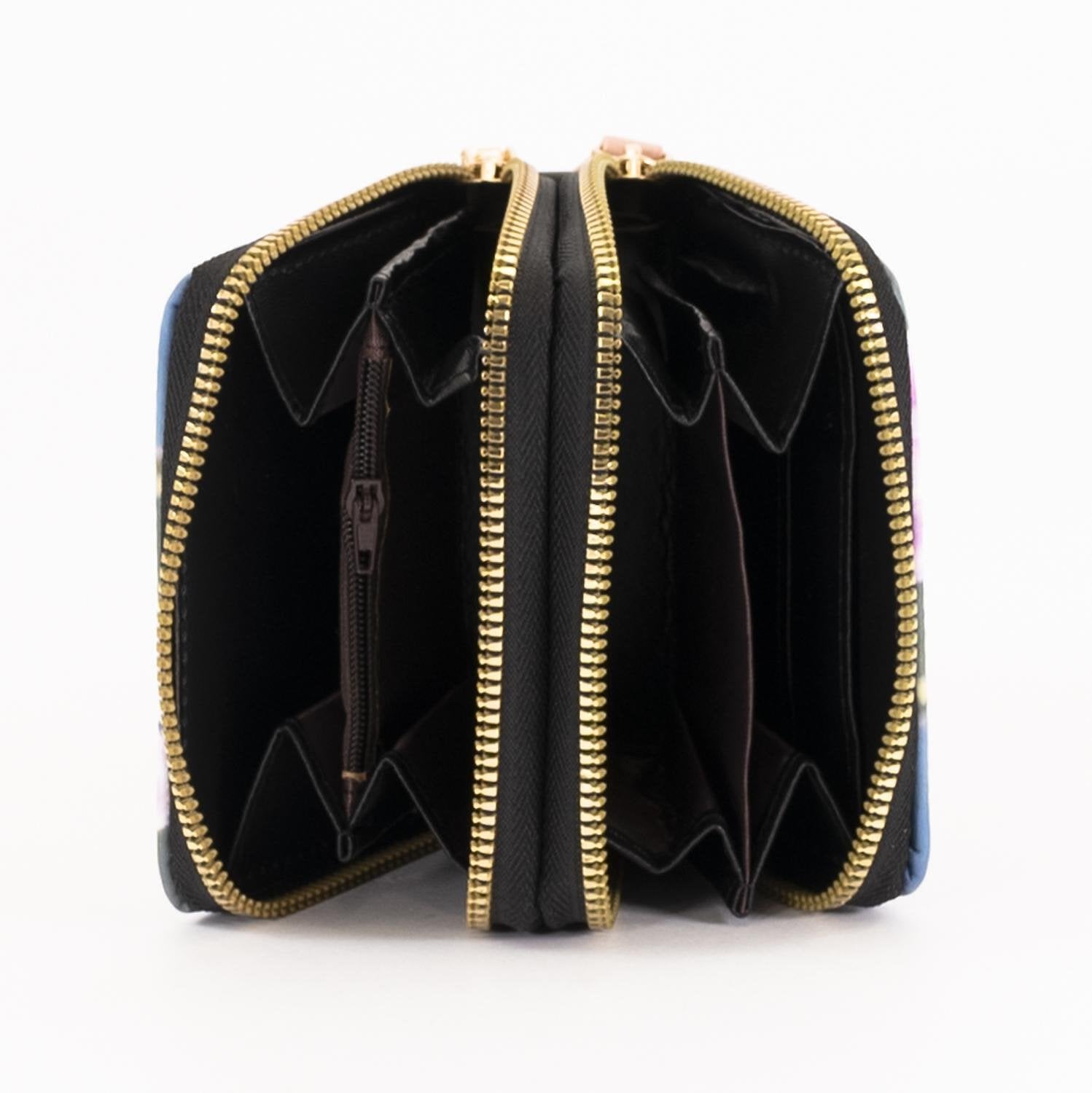 КОД: L8001 Дамски портфейл